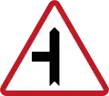 Diskarte sa intersection side road (kaliwa)