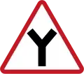 Y-junction sa unahan