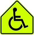Mga taong may kapansanan (PWDs) na tumatawid sa unahan